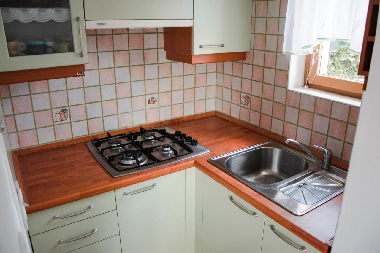 Zidanica-Vineyard Cottage Jakse Semic Luaran gambar