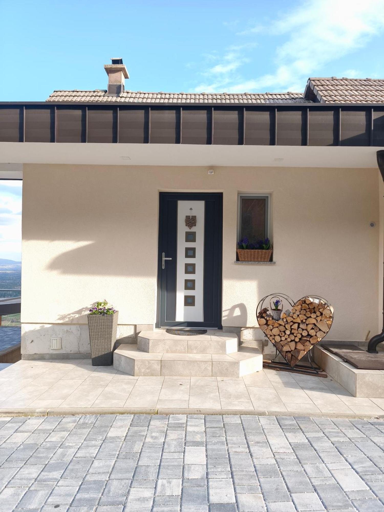 Zidanica-Vineyard Cottage Jakse Semic Luaran gambar